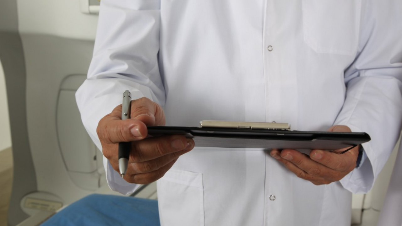 Полис обязательного медицинского страхования да...