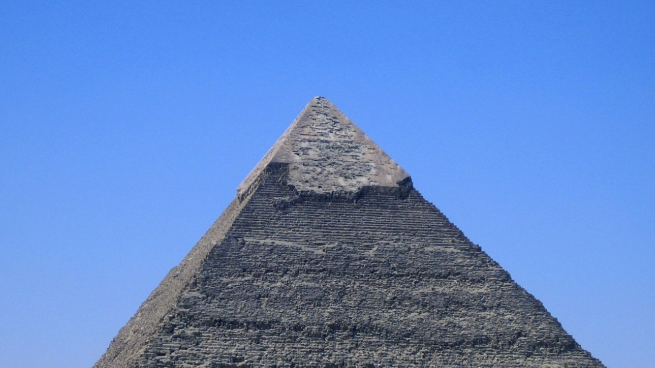 Египет опроверг слухи о повышении цены туристической визы до 45 долларов Министерство туризма и древностей Египта заявил...