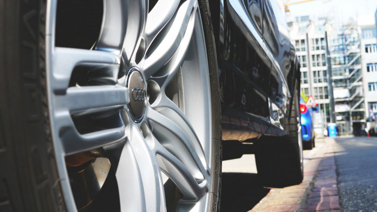 Эксперт объяснил, почему всесезонные шины опасны для российских водителей Эксперт отметил, что для максимальной безопасно...