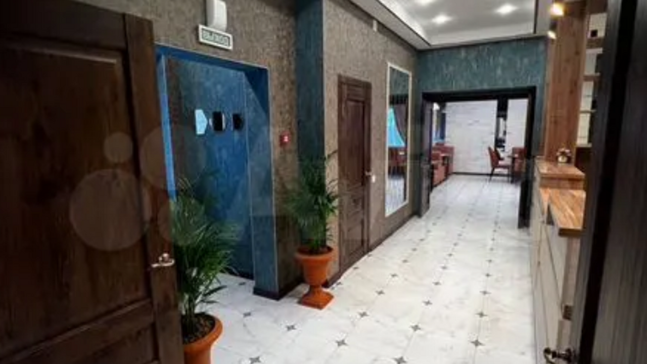 В Петрозаводске на продажу выставлен гостинично...