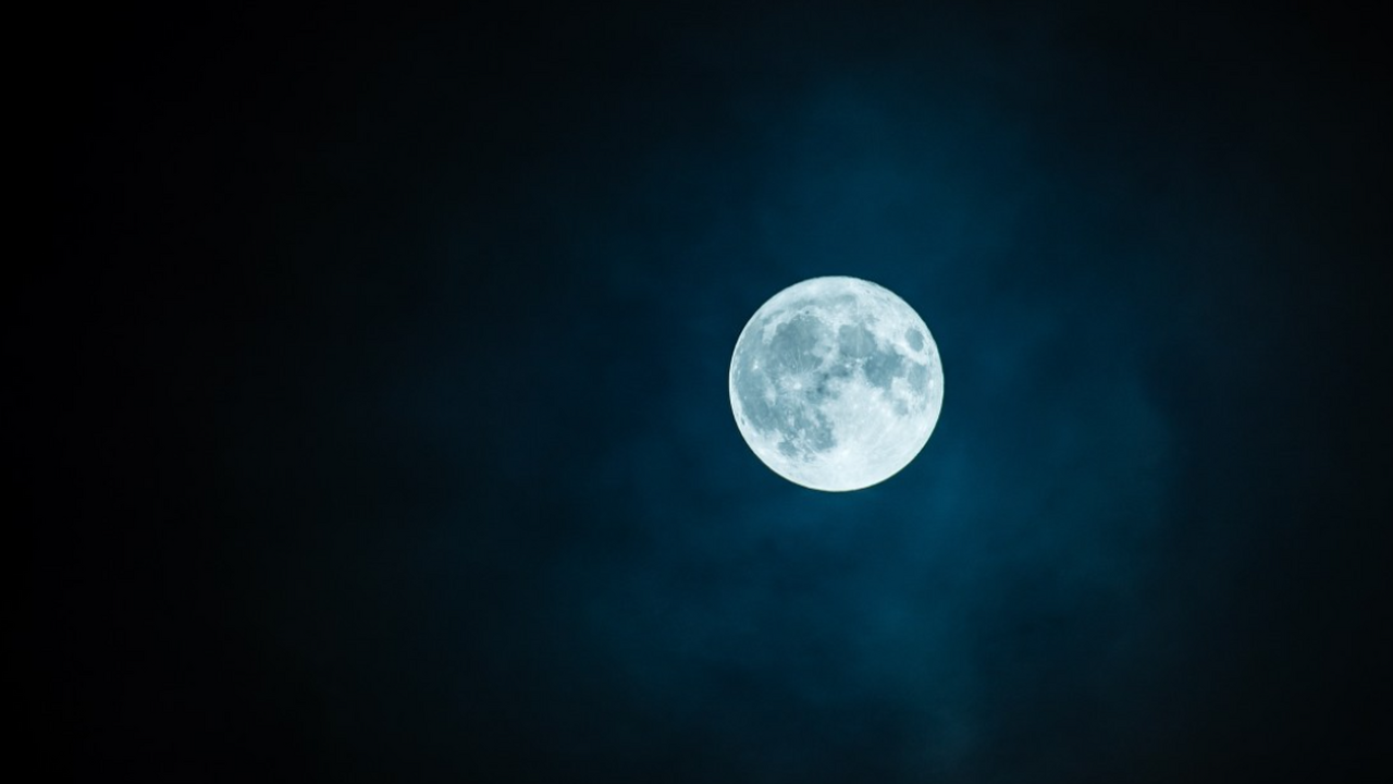 История о «стертых записях» высадки «Аполлона-1...