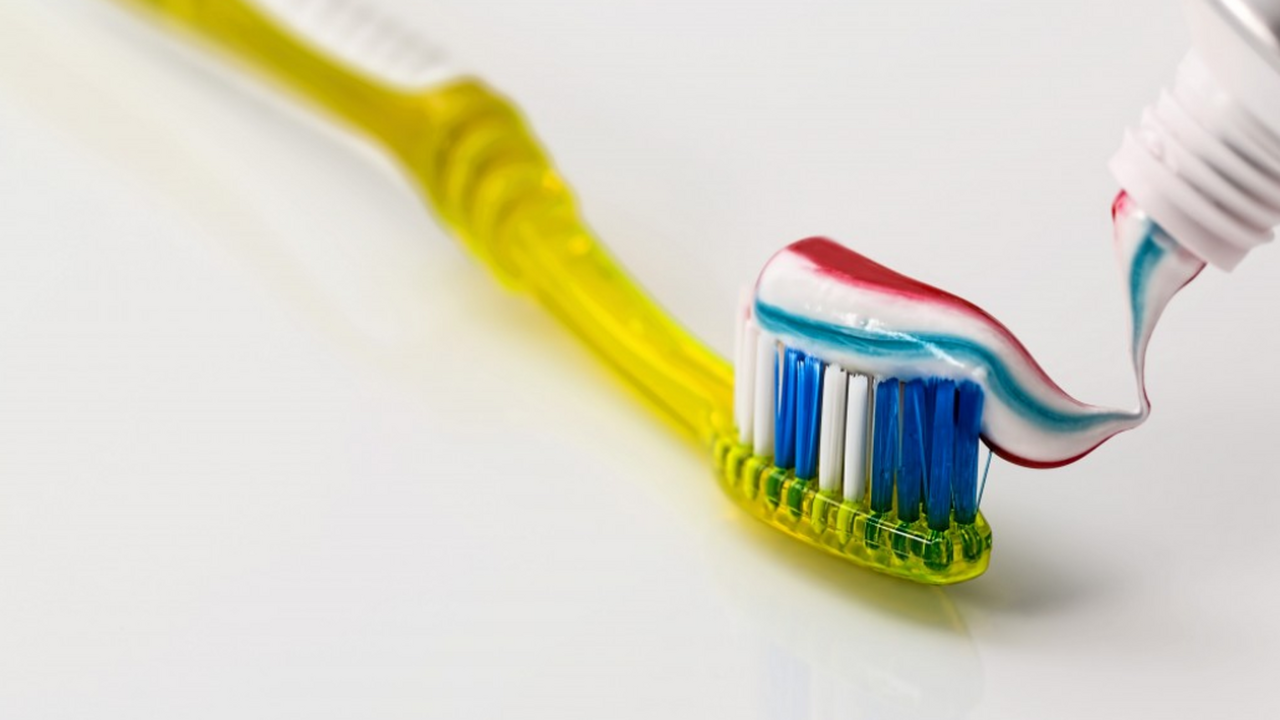 Российские ученые разработали гель против кариеса на основе ГМ-дрожжей Новое слово в стоматологии: российские исследов...