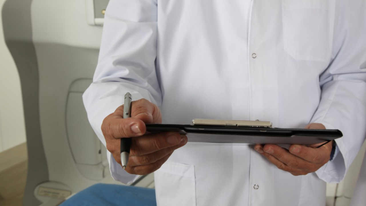 Исследование с ИИ выявило: смерть в COVID чаще была не из-за вируса Новое исследование из США показало, что во врем...