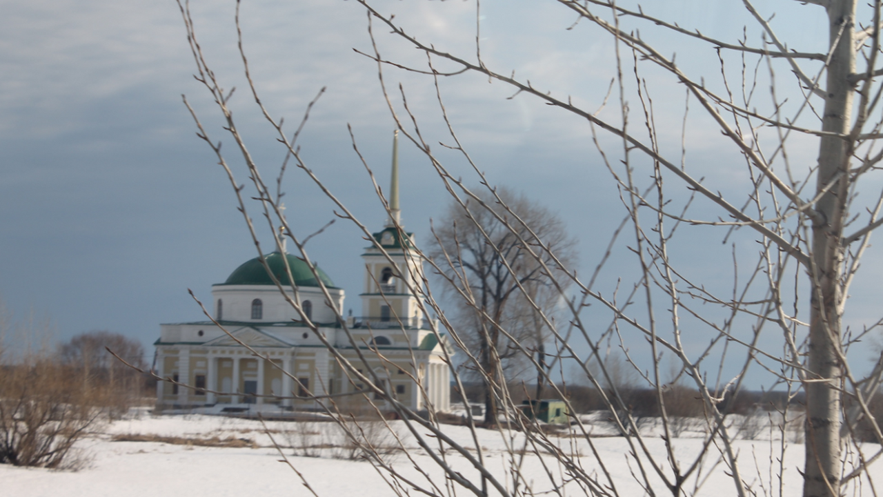 В епархии объяснили, что делать со старыми иконами Весной жители Пензы обнаружили у берега реки Су...