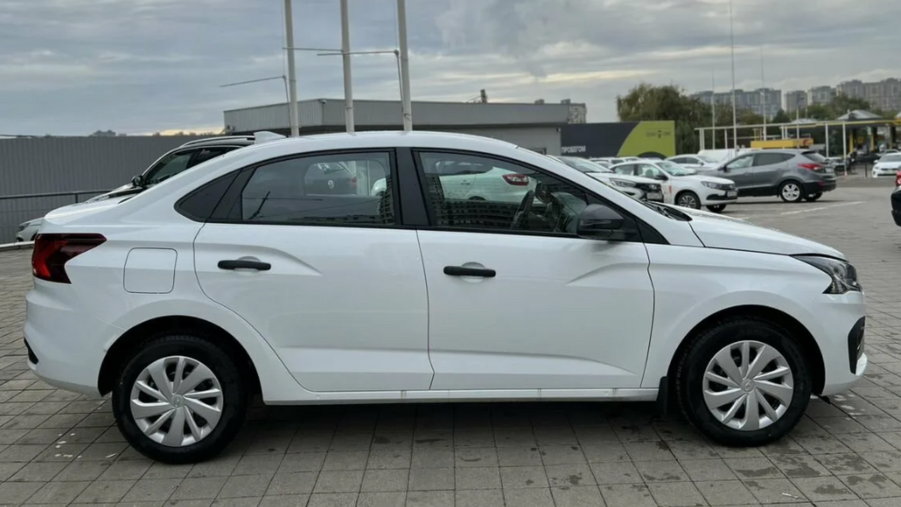 АвтоВАЗ готовит к выходу новые модели Lada Iskr...