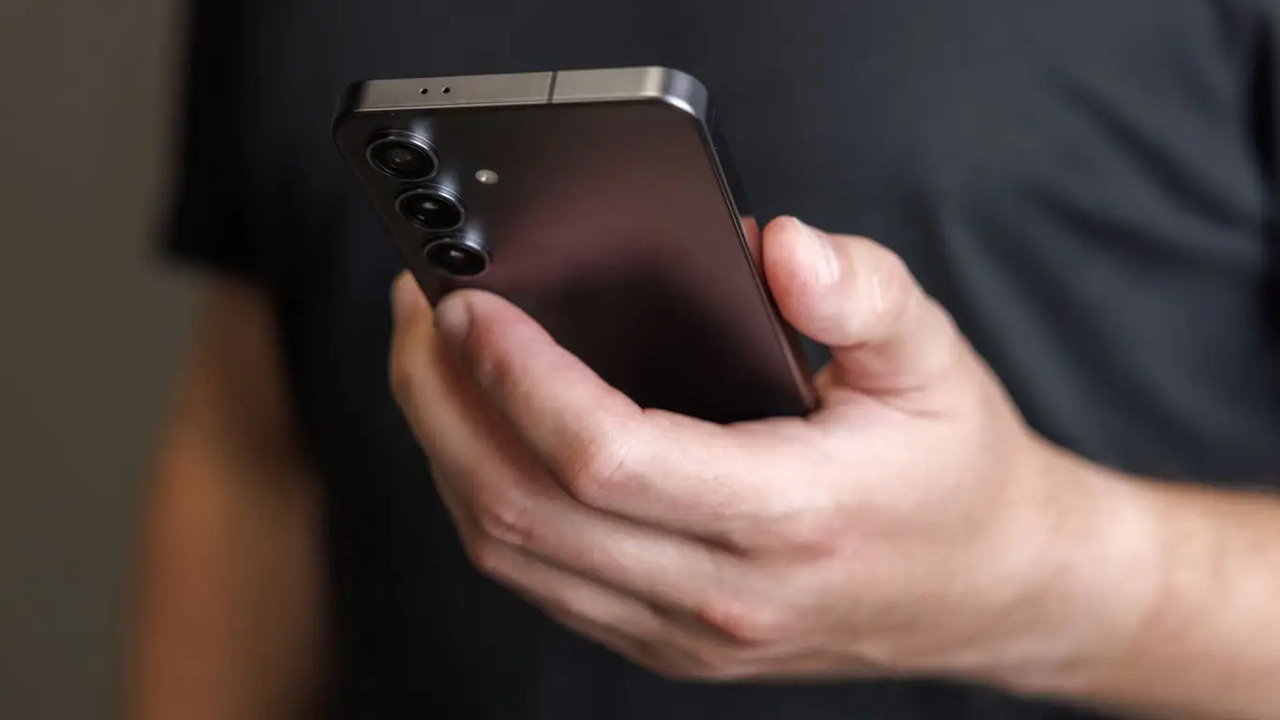 По информации от инсайдера Digital Chat Station...