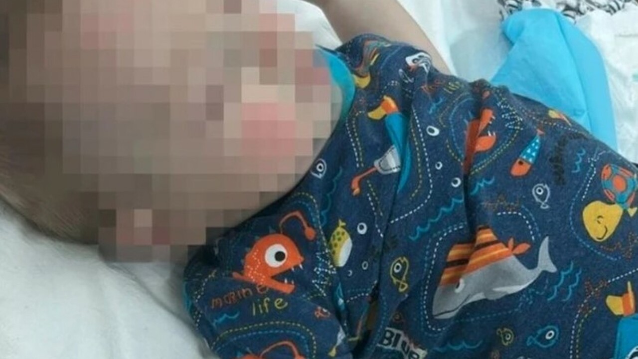 «Зачем вы сюда приехали?»: 7-месячный малыш сутки умирал на глазах родителей, а врачи так и не помогли «Зачем вы сюда приехали?»: семимесячный малыш с...