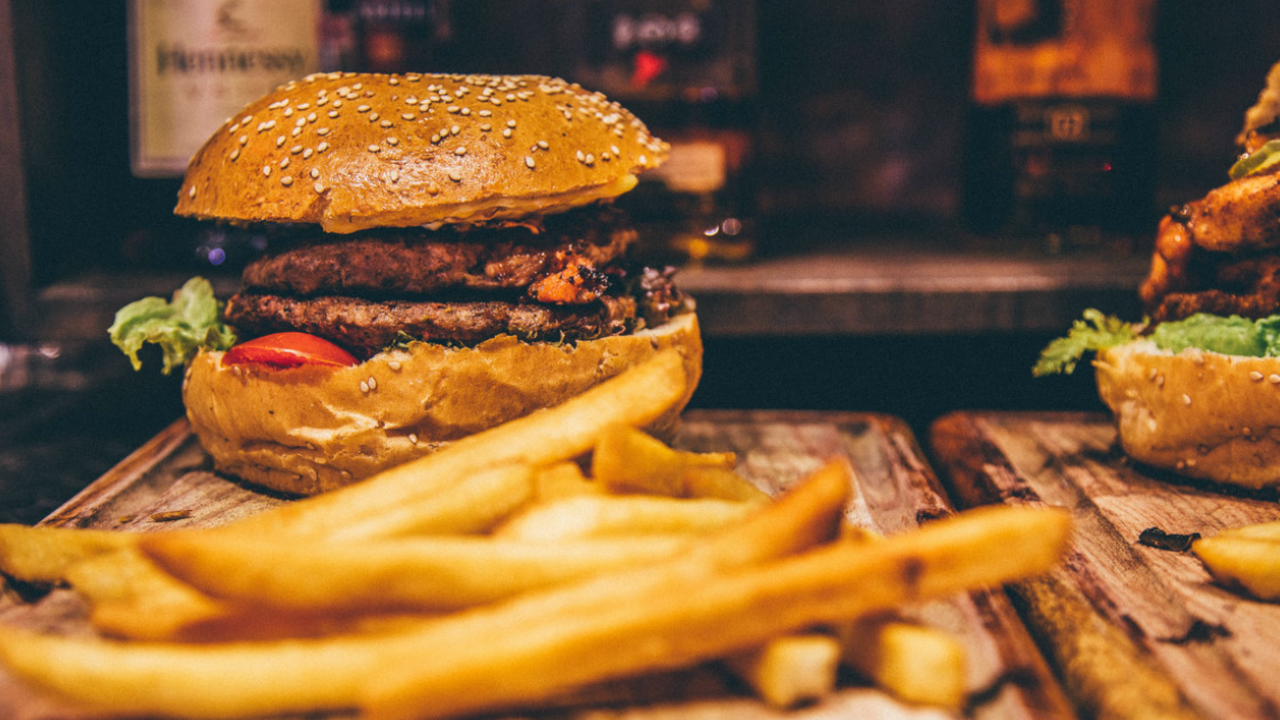 Ученые заявили, что хронический недосып опаснее плохого питания Новое масштабное исследование, опубликованное в...