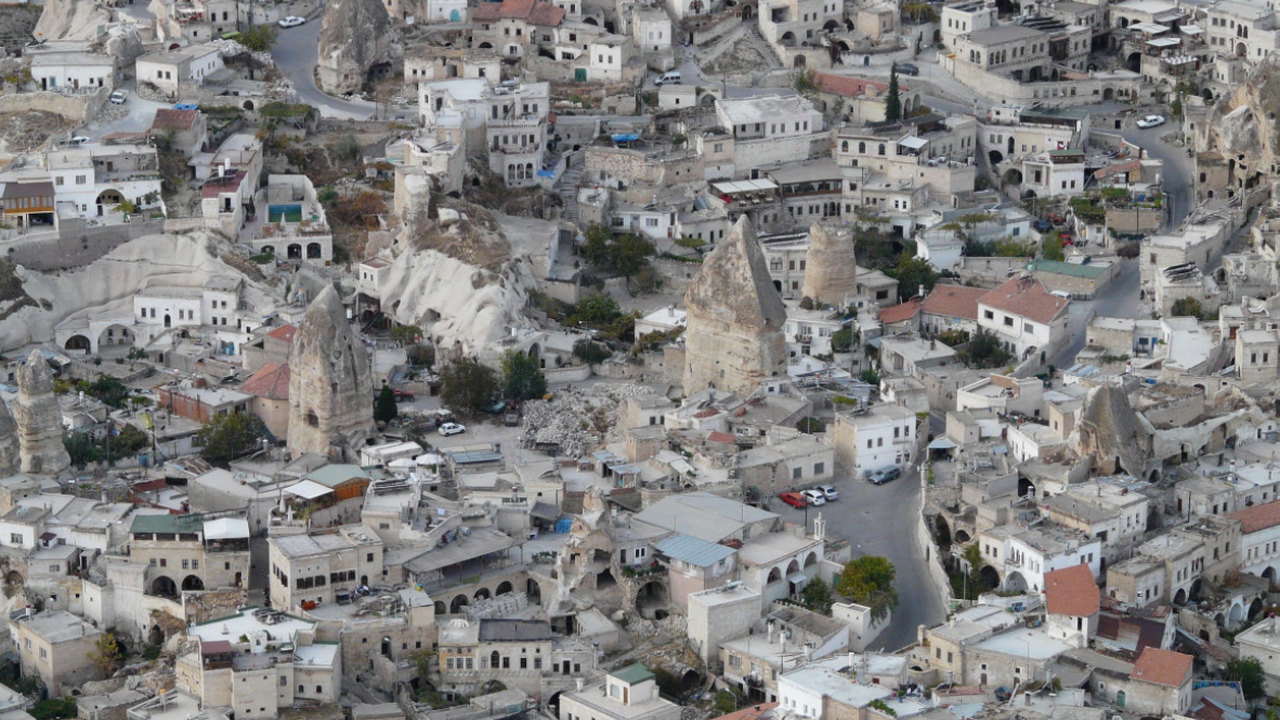 В Турции нашли сосуд возрастом 5 тысяч лет с человеческим лицом Археологи обнаружили уникальный артефакт в цент...