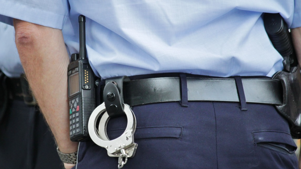 Итальянец три года выдавал себя за умершую мать ради денег В Италии расследуют резонансный случай, связанн...