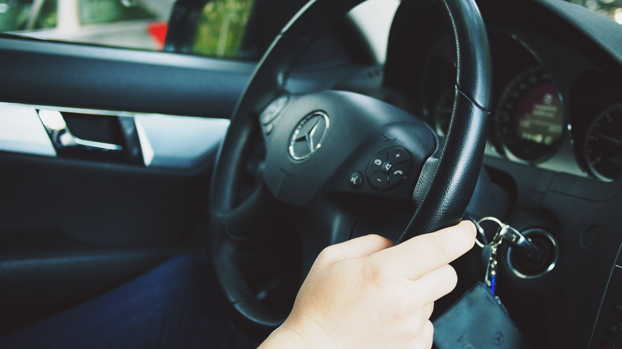 С апреля меняются правила по скорости — водителей ждет неожиданный нюанс Долгое время автомобилисты ориентировались на п...