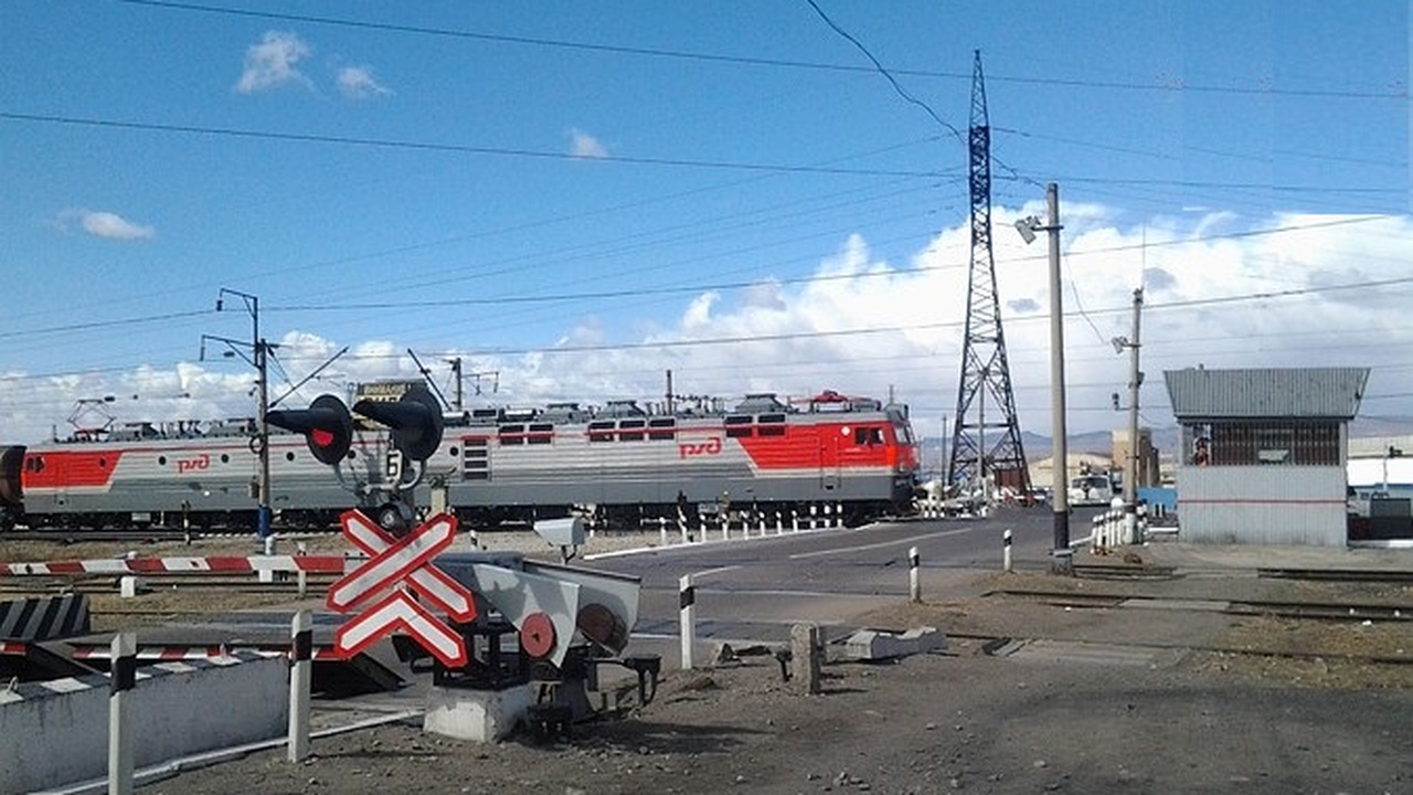 В Сортвале ограничат движение на ж/д переезде