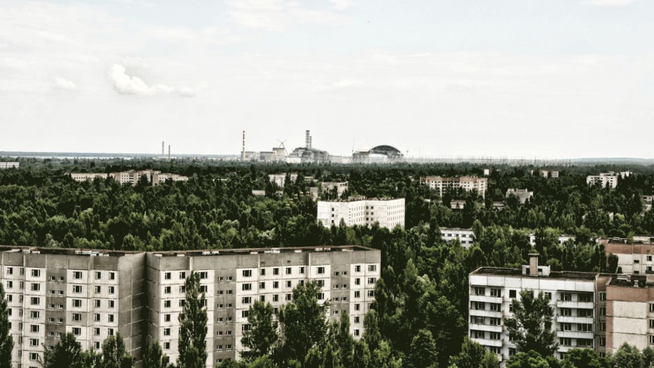 Почти четыре десятилетия спустя после аварии на...