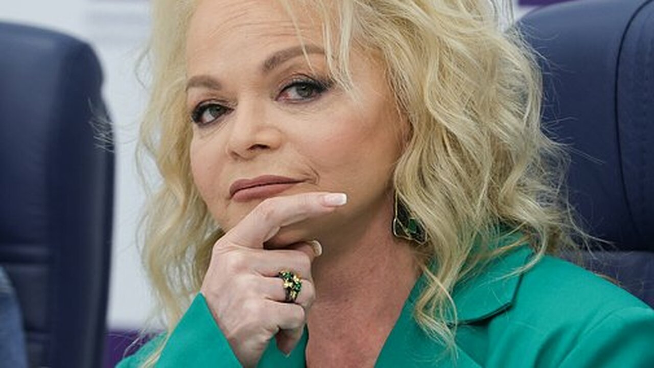 Согласно результатам соцопроса, опубликованным ...