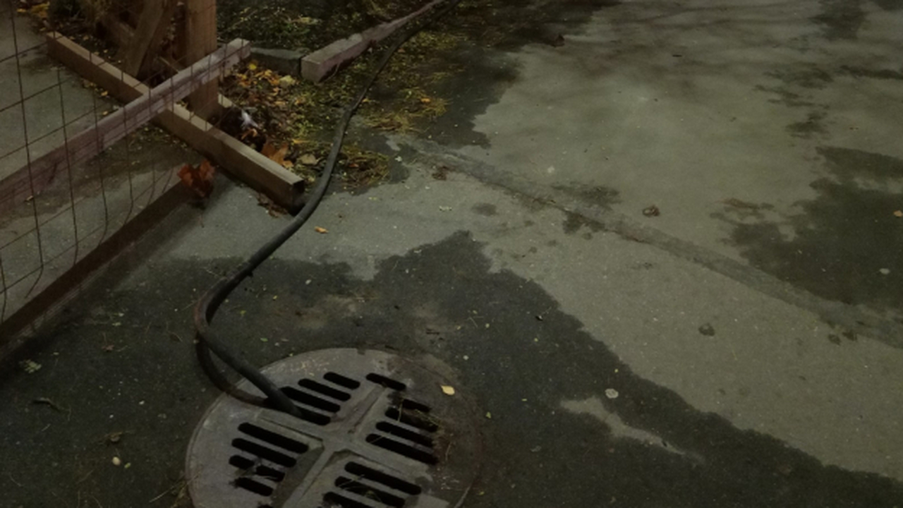 Петрозаводчанин указал на источник нефтезагрязнения Лососинки Неравнодушный житель Петрозаводска Вадим Гужиев...