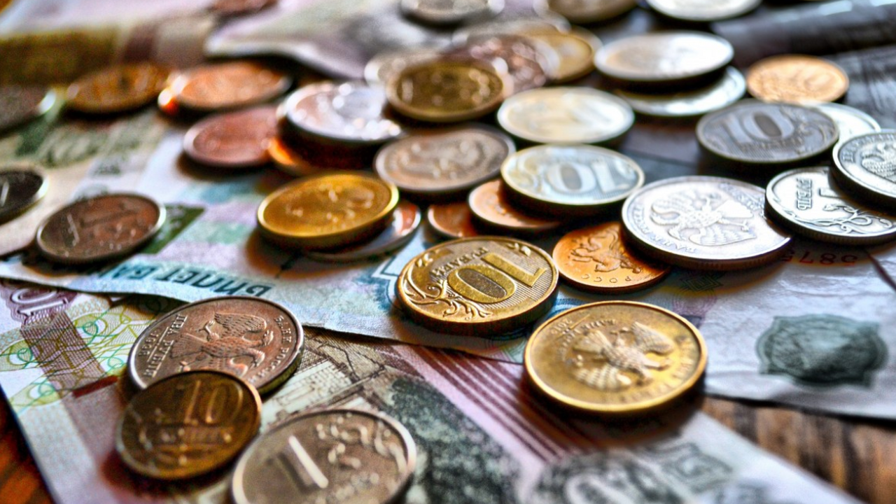 Эксперты попытались объективно сравнить доходы ...