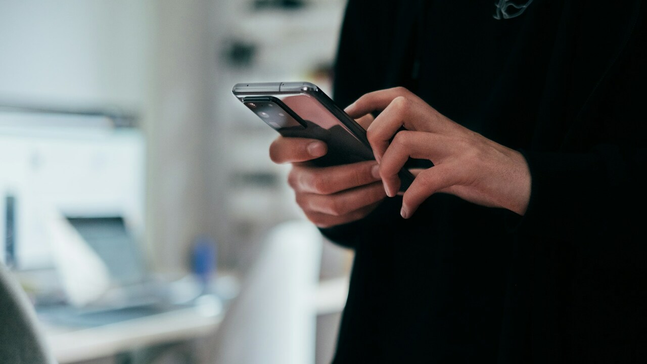 Секреты долголетия вашего смартфона: как сохранить заряд на годы Каждый день мы полагаемся на наши смартф...