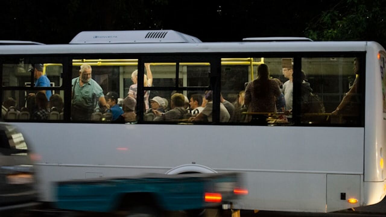 В Петрозаводске утром временно ограничили движе...