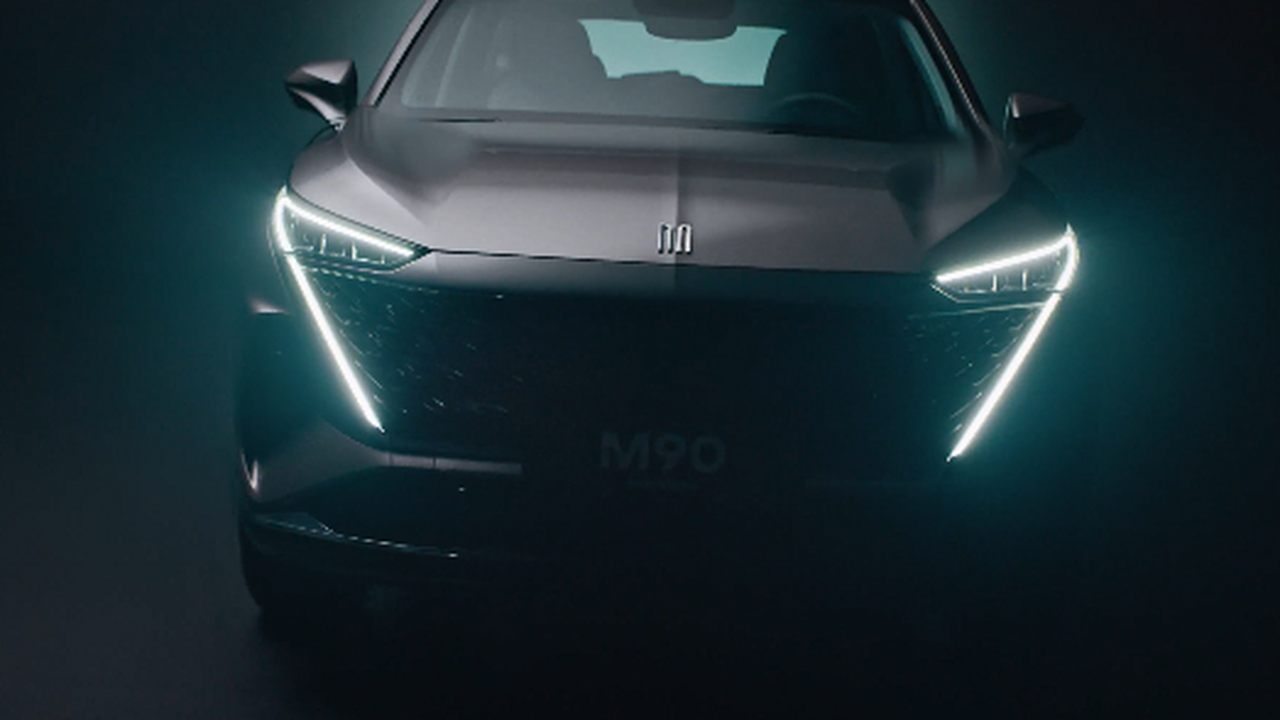 Компания «Москвич» представила две новые модели...