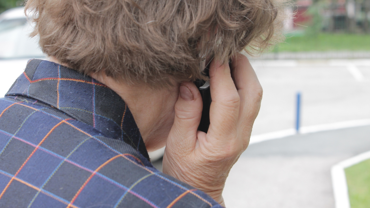 Пенсионерам в апреле выплатят деньги дважды: одна сумма будет больше другой В апреле часть пенсионеров получит сразу две вы...