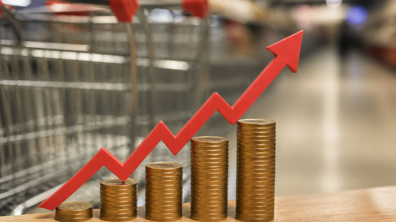 Аналитики повысили прогноз инфляции на 2026 год до 6,2% Экономисты повысили прогноз инфляции на 2026 го...