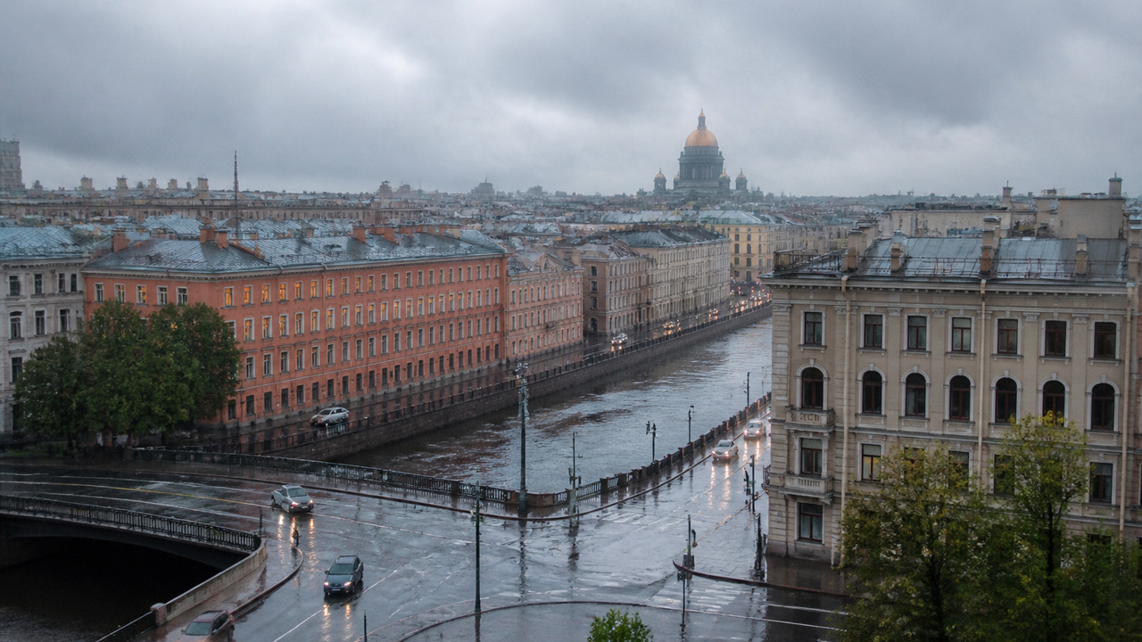 В Петербург после жары пришли дожди и грозы В Петербург после аномальной жары пришли дожди ...