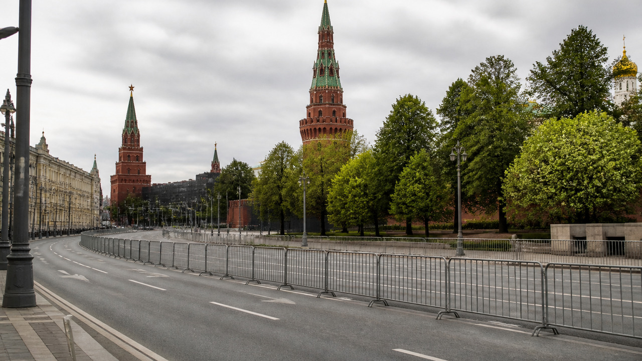В центре Москвы ограничили проезд по набережным и мостам В центре Москвы введены временные ограничения д...