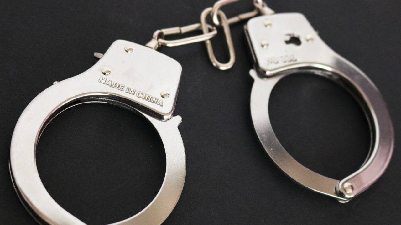 В США арестовали учительницу и ее парня по делу о домогательствах к школьнице В американском штате Небраска полиция задержала...