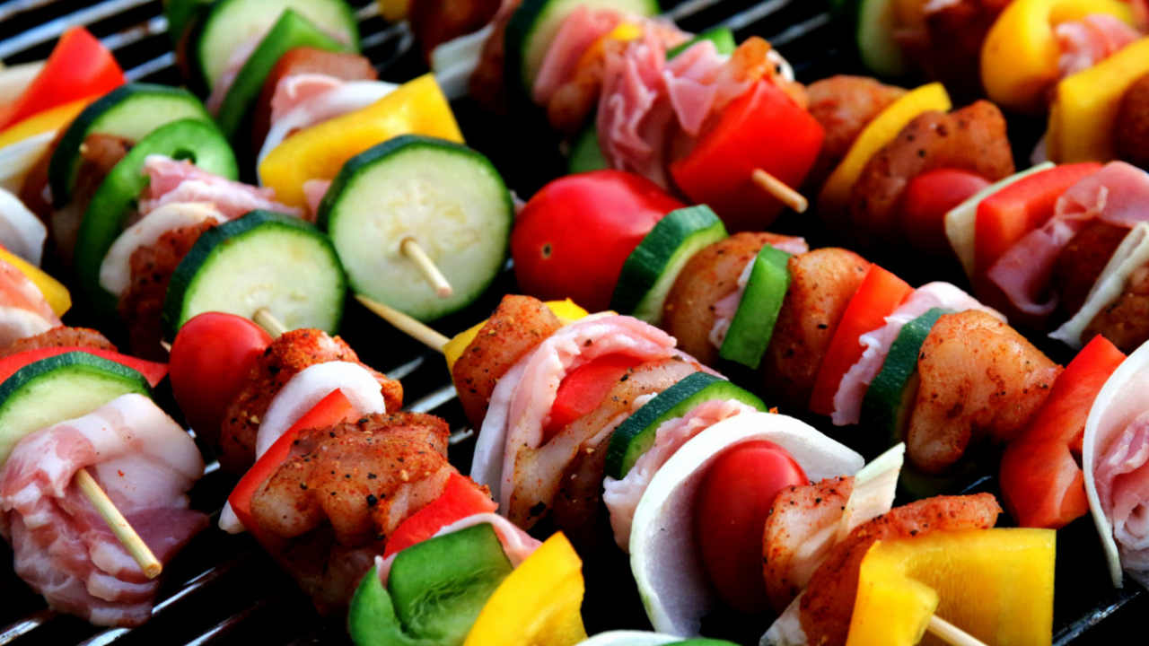 Диетолог назвала продукты, задерживающие воду в организме Врач-гастроэнтеролог и диетолог Эльвира Белева ...