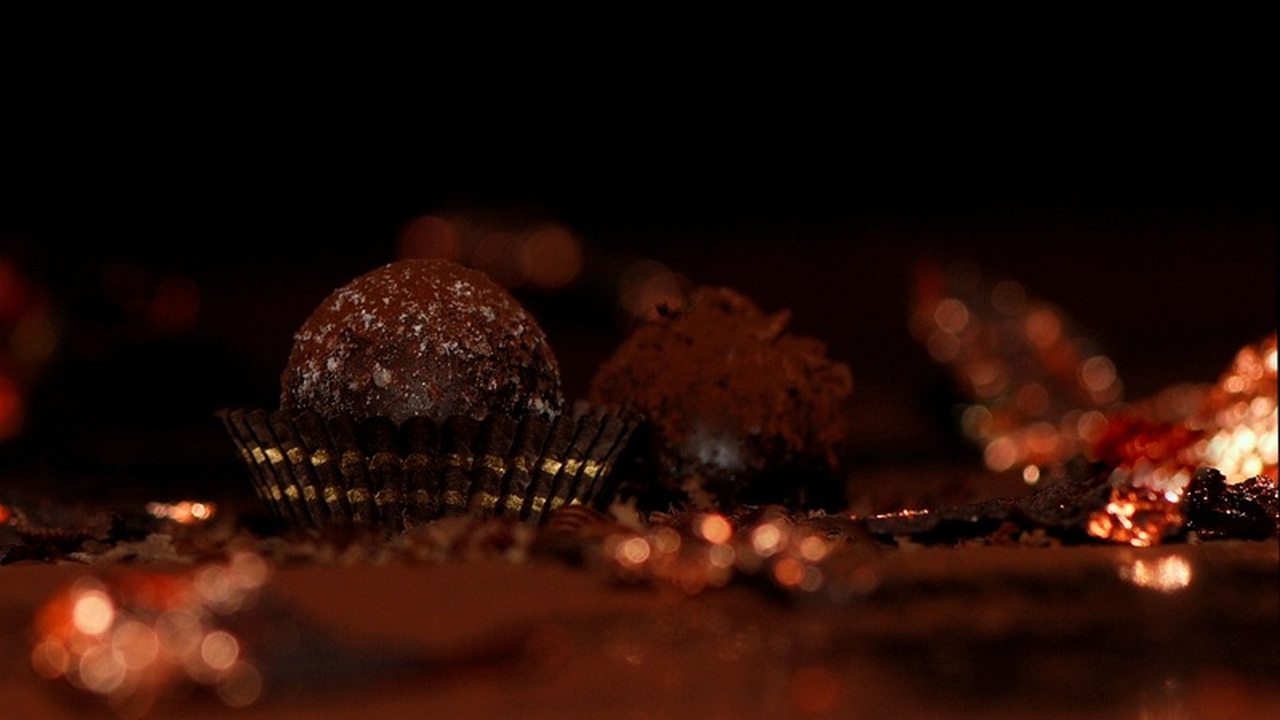 Шоколад и возраст: новое исследование проливает свет на необычные свойства сладостей Ученые из Королевского колледжа Лондона обнаруж...