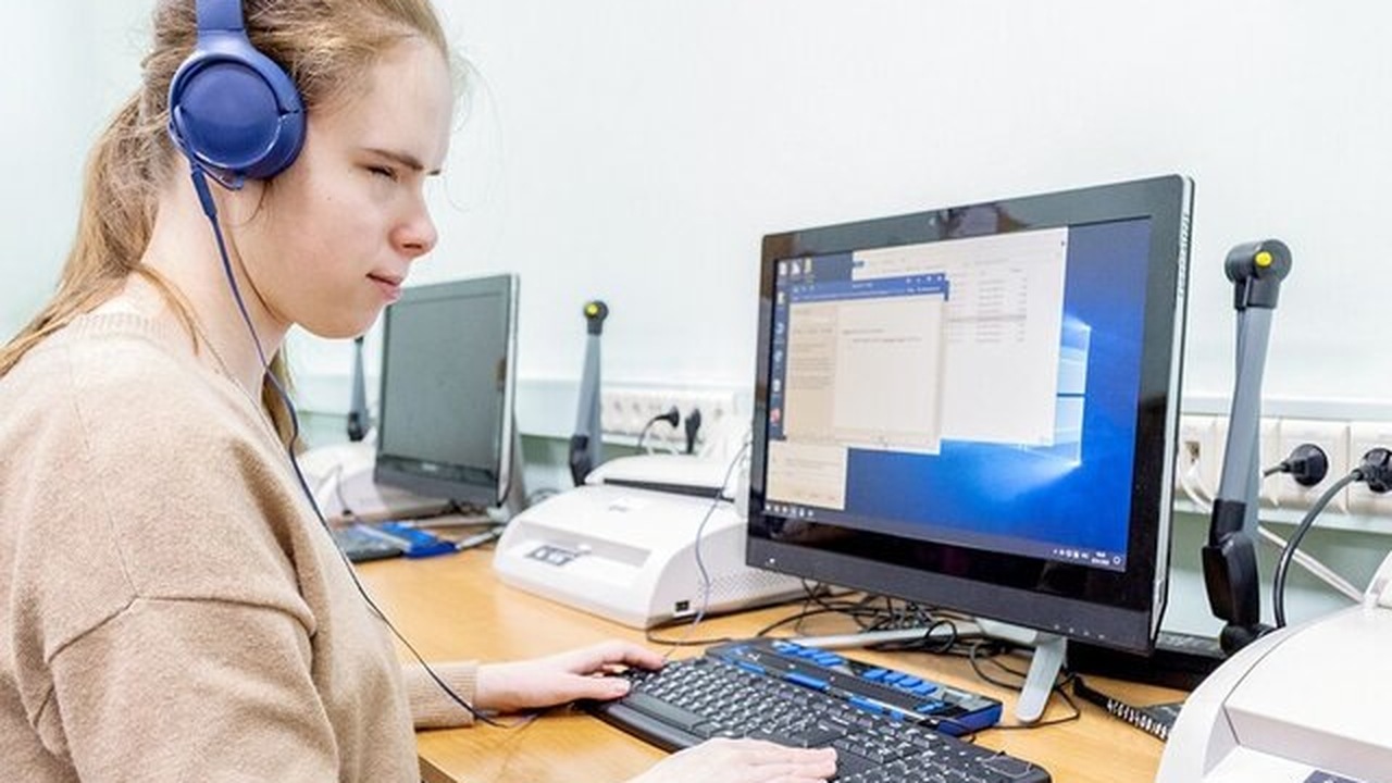 Платформа «Яндекс Учебник» внедрила искусственн...