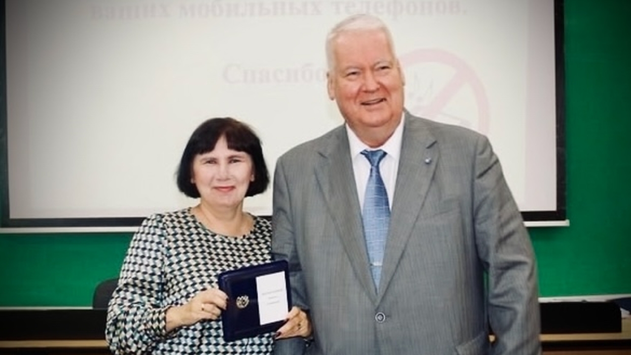 Профессор Петрозаводского государственного унив...