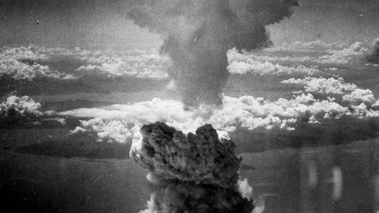 Кровавый князь Запада поработит человечество: страшное пророчество Распутина грозит войной Григорий Распутин, известный целитель и духовны...