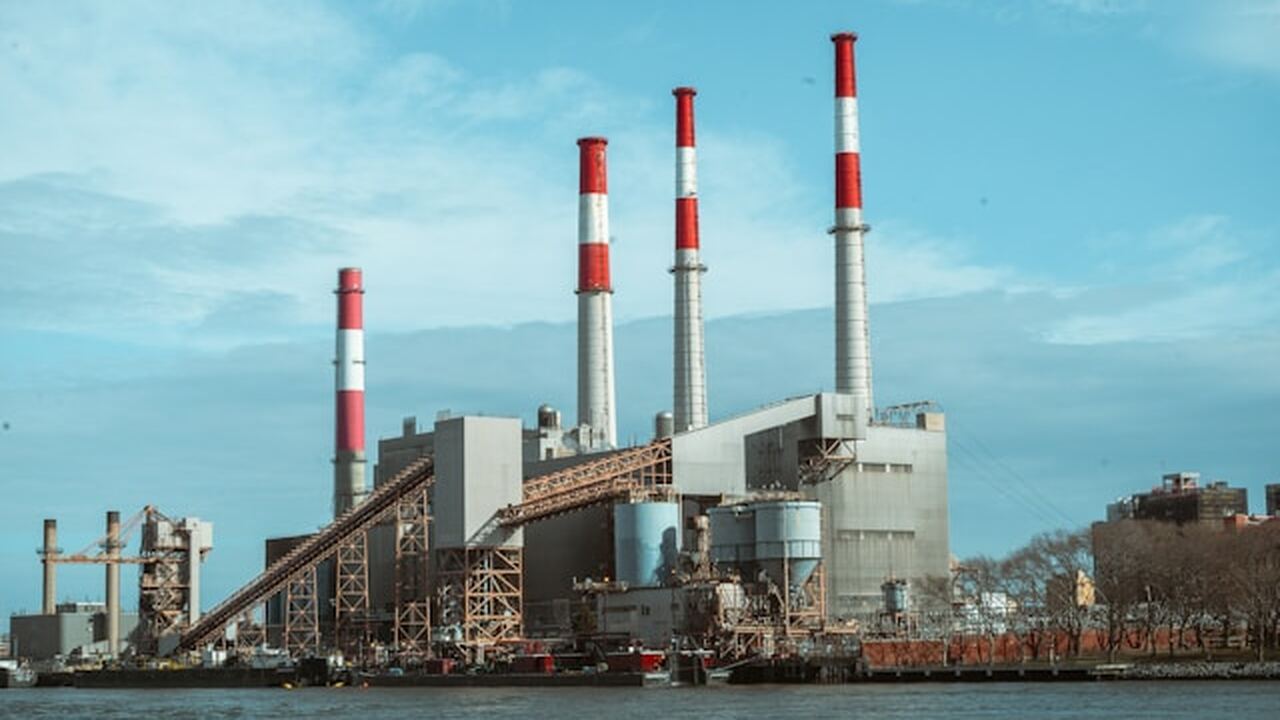 Экс-прокурор Карелии занял должность на промышленном предприятии Бывший прокурор Карелии Карен Габриелян после з...