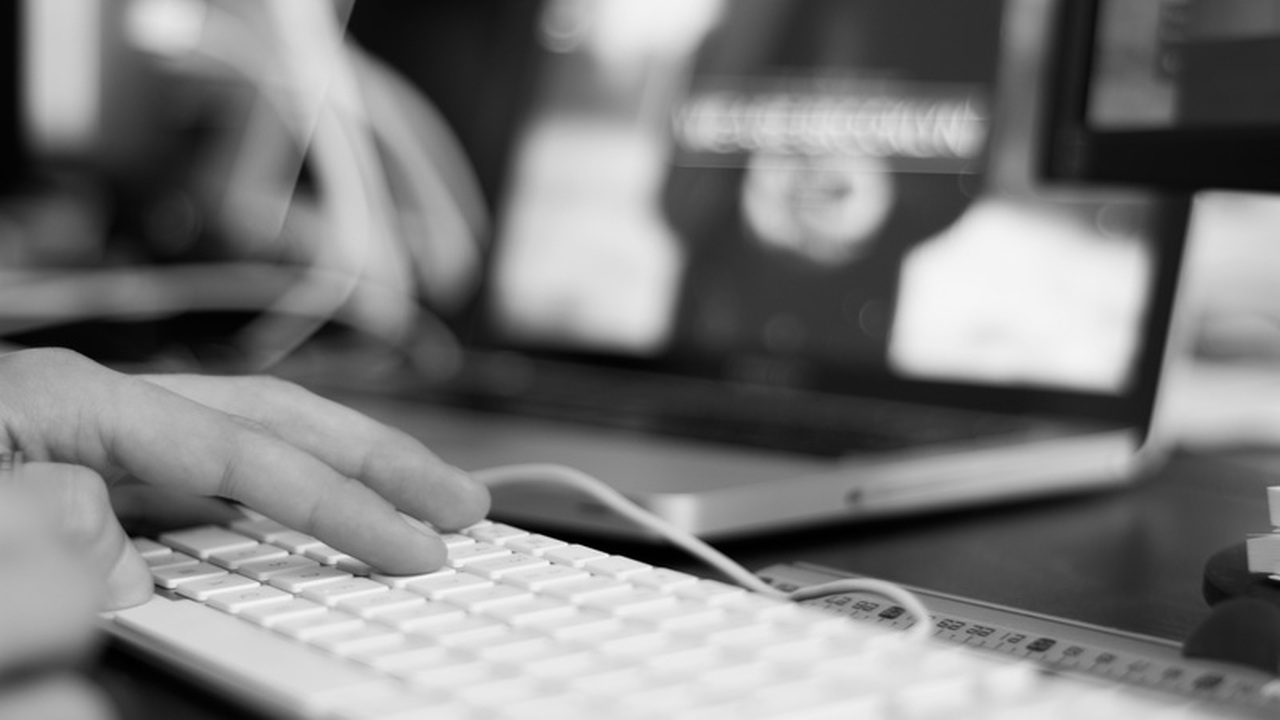 Эксперт по кибербезопасности Александр Дворянск...