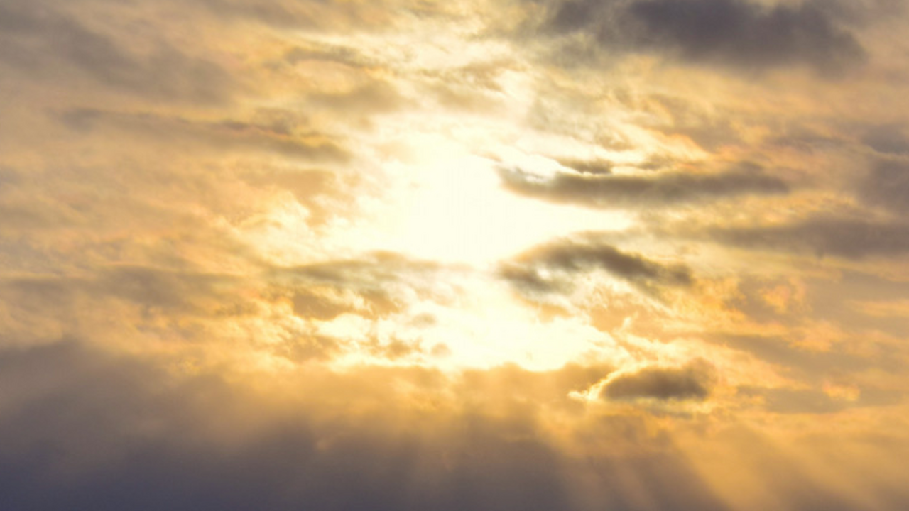 Астрономы зафиксировали на Солнце одно из самых...