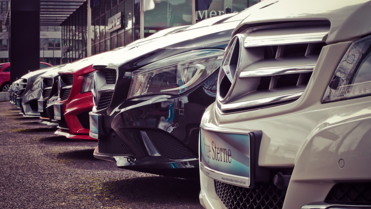 В РФ утильсбор на авто взлетит до 6,7 млн рублей: опубликованы новые тарифы С 1 декабря 2025 года в России вступают в силу ...