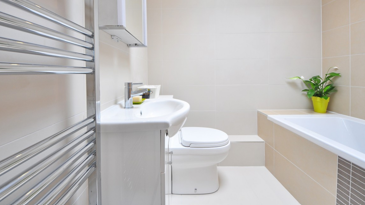 Японские туалеты сочетают высокие технологии и ...