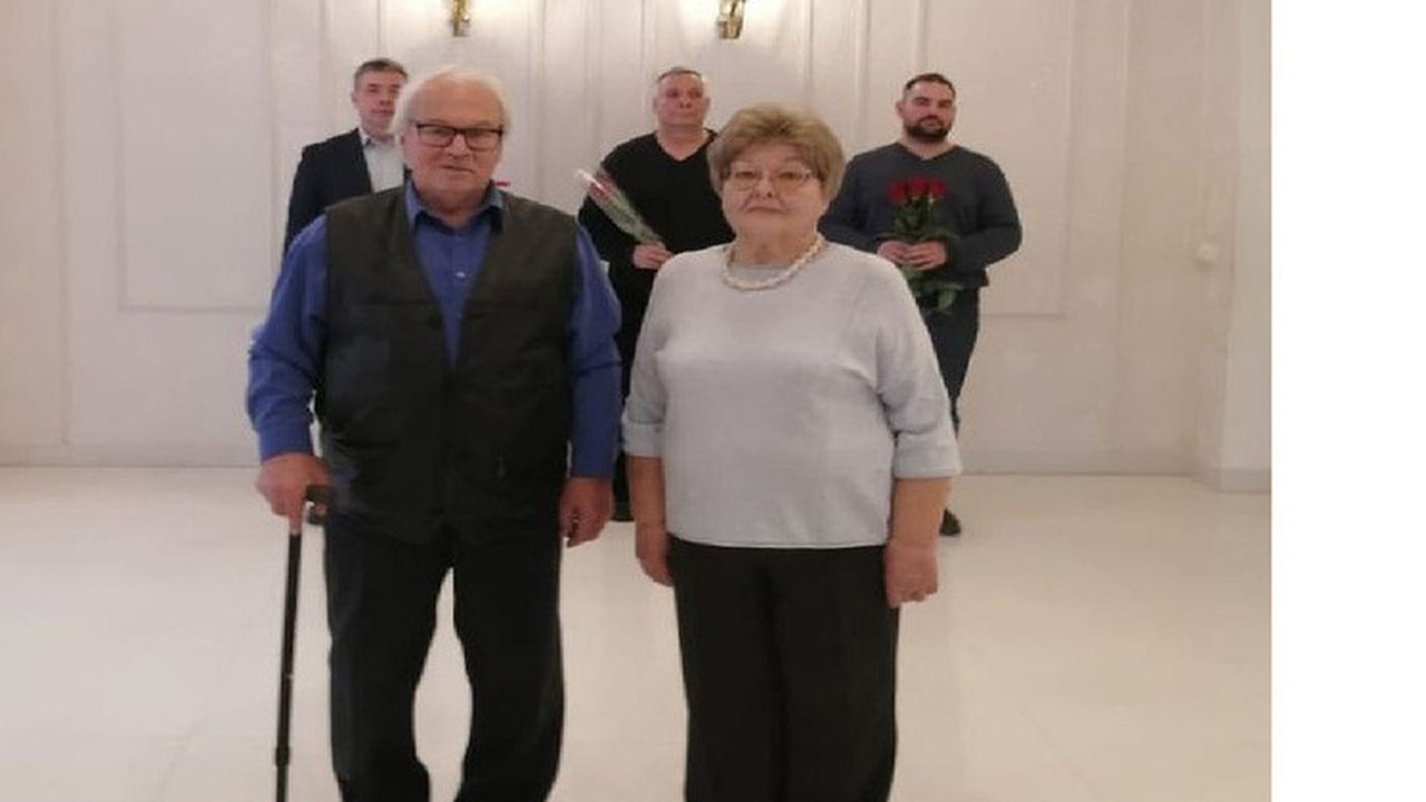 Петрозаводская пара отметила 61 год совместной жизни В Петрозаводске чета Морозовых, Николай Николае...