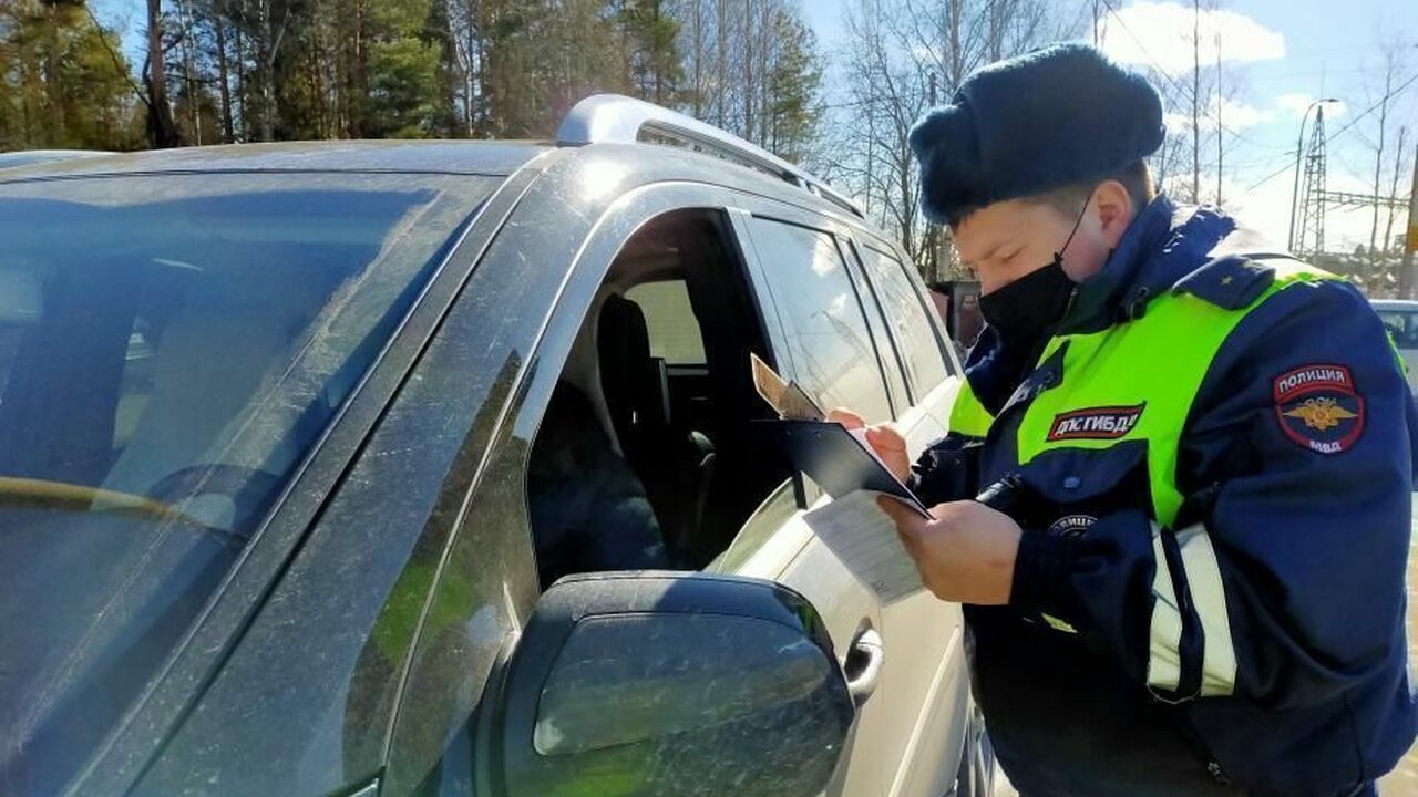 С 21 ноября выезжающим за город на автомобиле б...