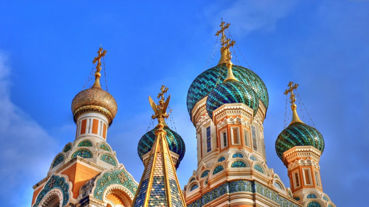 В Пензе нашли выброшенные иконы. РПЦ рассказала...