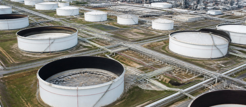 Нефтяной резерв США на минимуме с 1982 года: чем это грозит Стратегический нефтяной резерв США упал до мини...