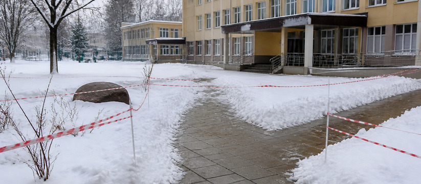 В Сургуте образовательные учреждения очистили о...