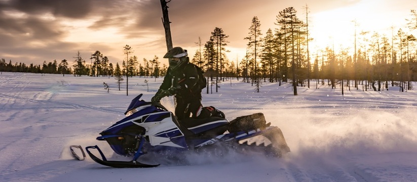 В Карелии водитель снегохода погиб в ДТП с автомобилем В новогодние праздники в поселке Калевала Респу...