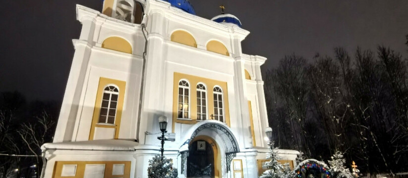 Православные христиане 6 января 2026 года отмеч...