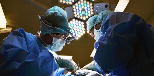 В Испании пациентке впервые пересадили лицо уме...