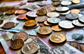 Суд Волгоградской области лишил выплат родителе...