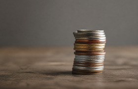 Бензин в РФ подорожал на 20-24% за первую декад...