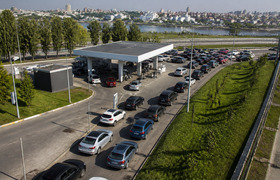 Ажиотаж на АЗС в Татарстане идет на спад, очере...