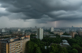 В Московском регионе из-за жары и грозы объявил...